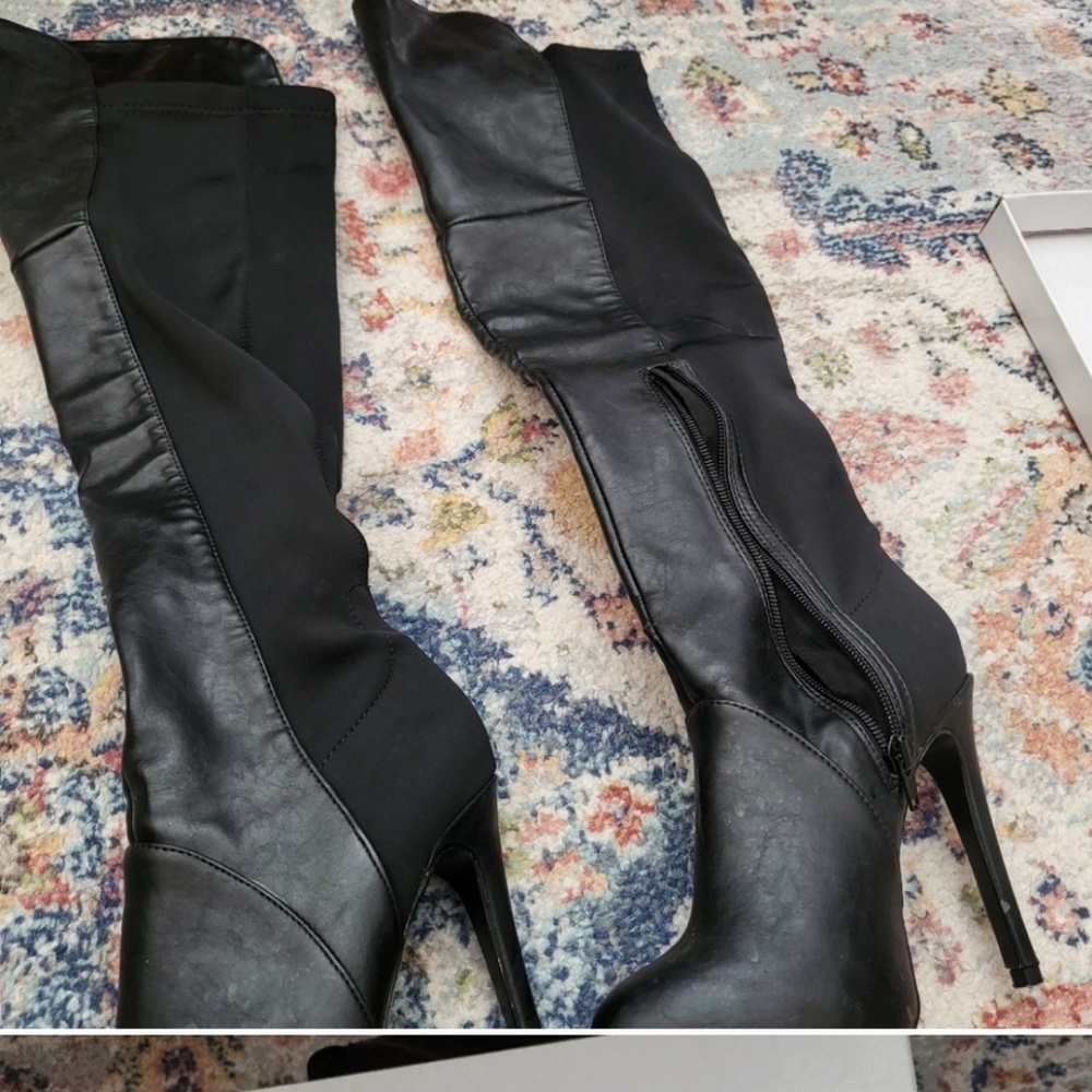 Steve Madden boots 35